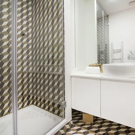 Alfama Premium By Homing Apartment